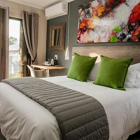 Vinique Guesthouse Mbombela Kültér fotó