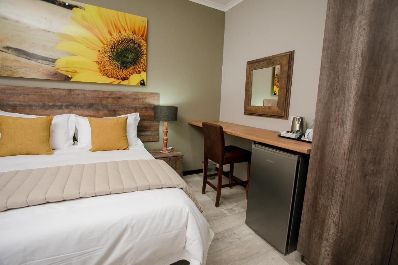 Vinique Guesthouse Mbombela Kültér fotó
