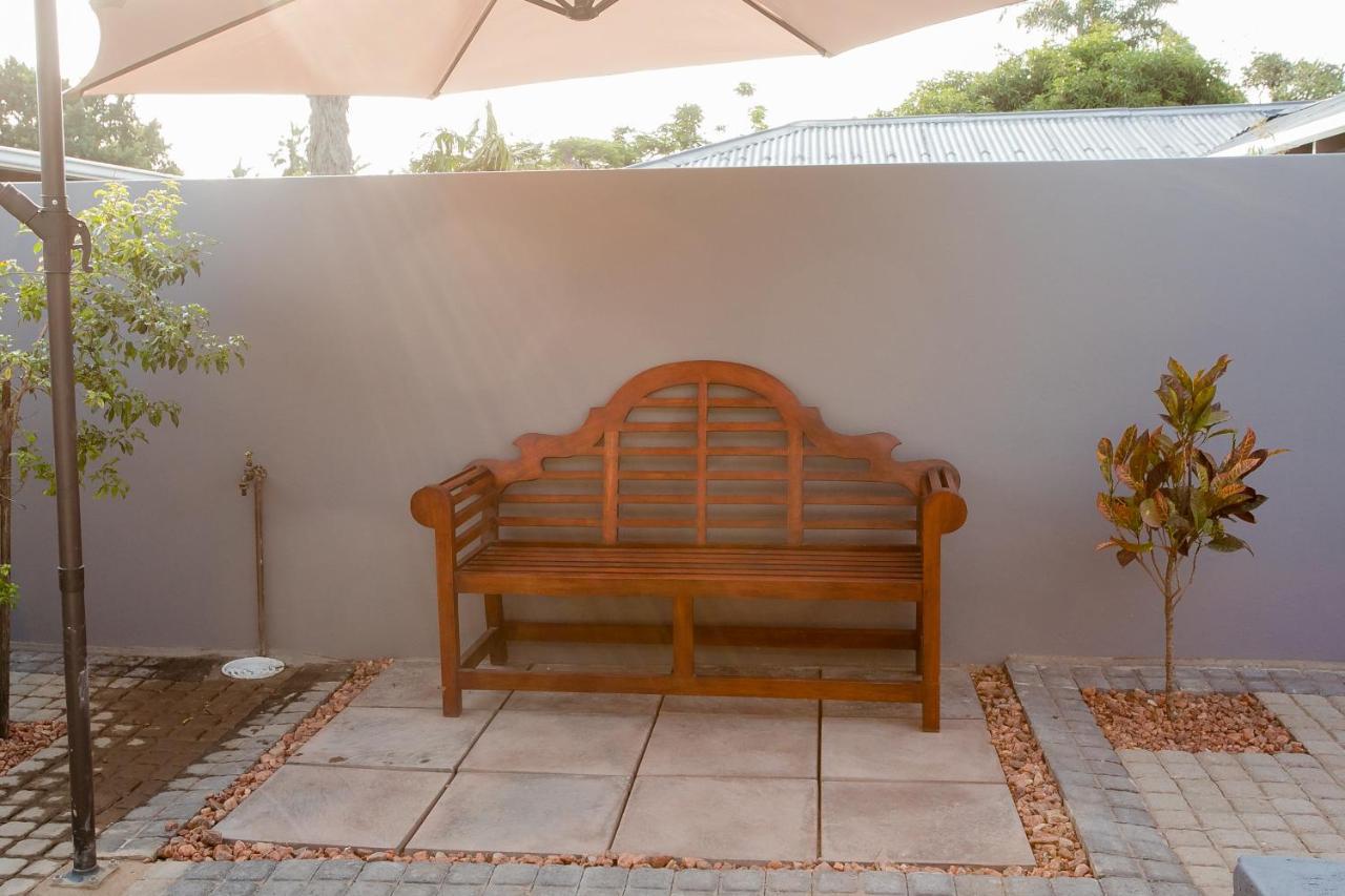 Vinique Guesthouse Mbombela Kültér fotó